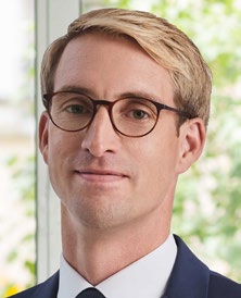 Dr. Florian Weichselgärtner ADVANT Beiten, München Rechtsanwalt, Partner florian.weichselgaertner@advant-beiten.com www.advant-beiten.com