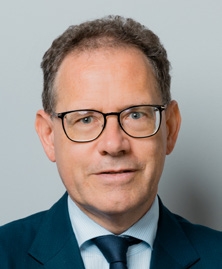 Dr. Christian Ostermaier SNP Schlawien, München Rechtsanwalt, Fachanwalt für Arbeitsrecht. Fachanwalt für Handels- und Gesellschaftsrecht, Solicitor (England & Wales), Partner