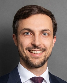 Dr. Artur-Konrad Wypych Bird & Bird, Düsseldorf Rechtsanwalt, Fachanwalt für Arbeitsrecht, Partner