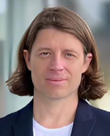Dr. iur. Fabian Schäfer SAP SE, Walldorf Head of Intelligent Contracting