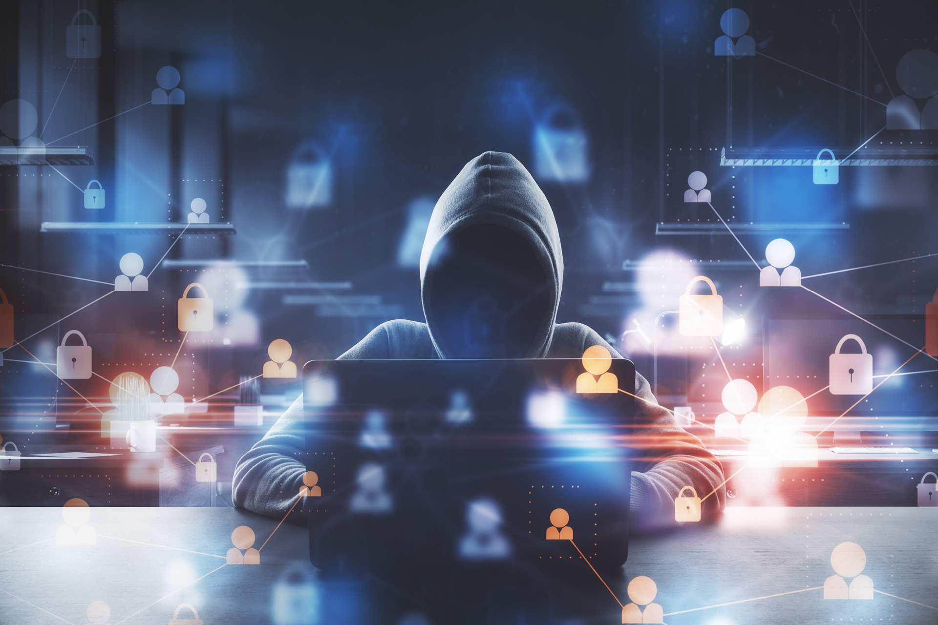 Es ist das Worst-Case-Szenario eines jeden Unternehmens: Cyberkriminelle hacken sich in das Netzwerk ein und verbreiten eine Schadsoftware.